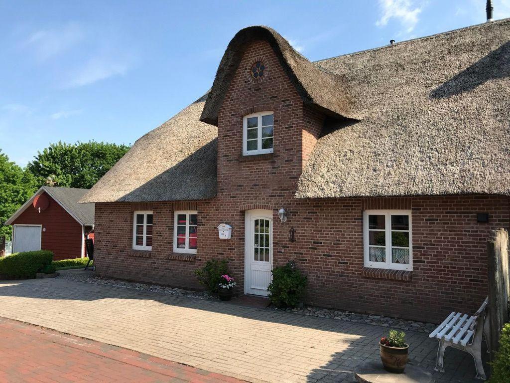 Haus-Dorfstrasse Villa Risum-Lindholm Exteriör bild